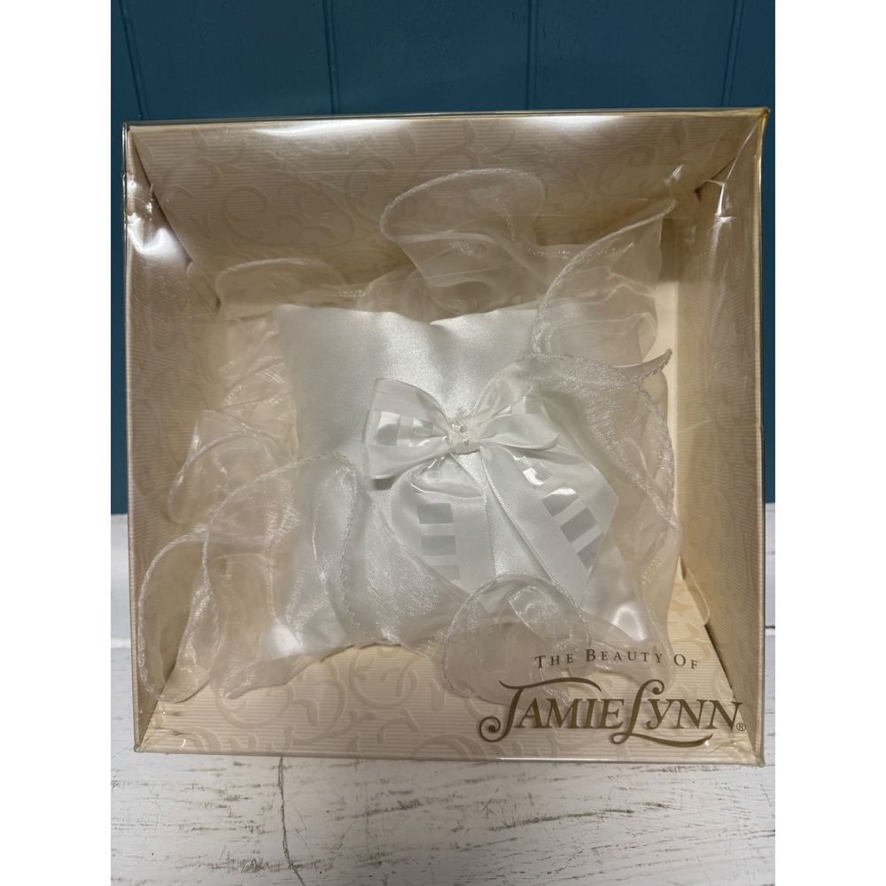 Jamie Lynn Ring Bearer Pillow White Satin‎ Bow Wedding Ceremony Decor